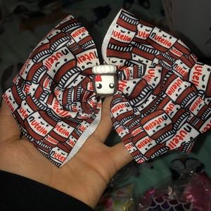 Nutella bow